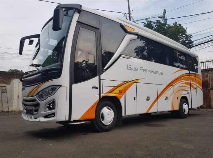 Sewa Bus Medium Murah Jakarta - STA Transport